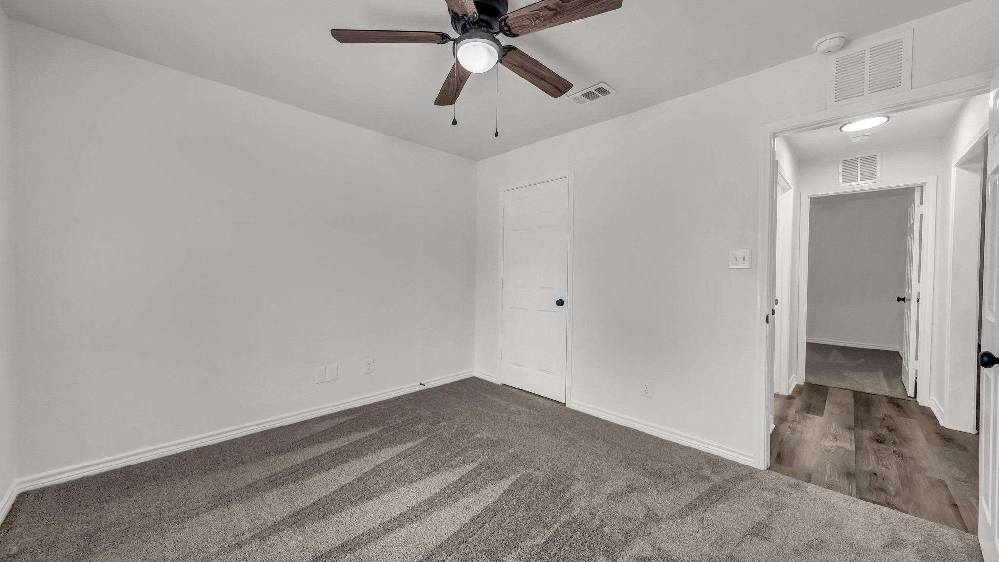 1415 N Elm Street Weatherford TX 76086