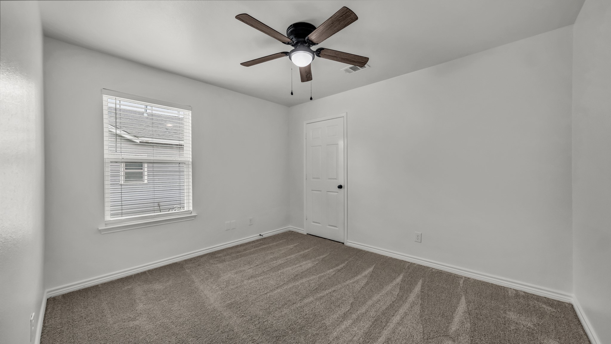 1415 N Elm Street Weatherford TX 76086