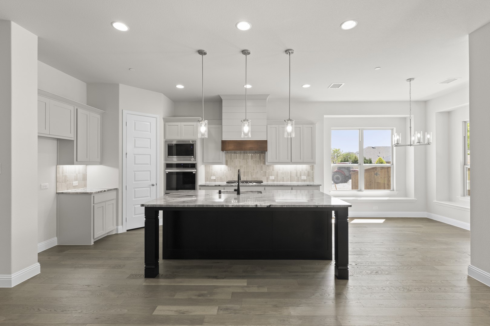 708 Splendor Mckinney TX 75072