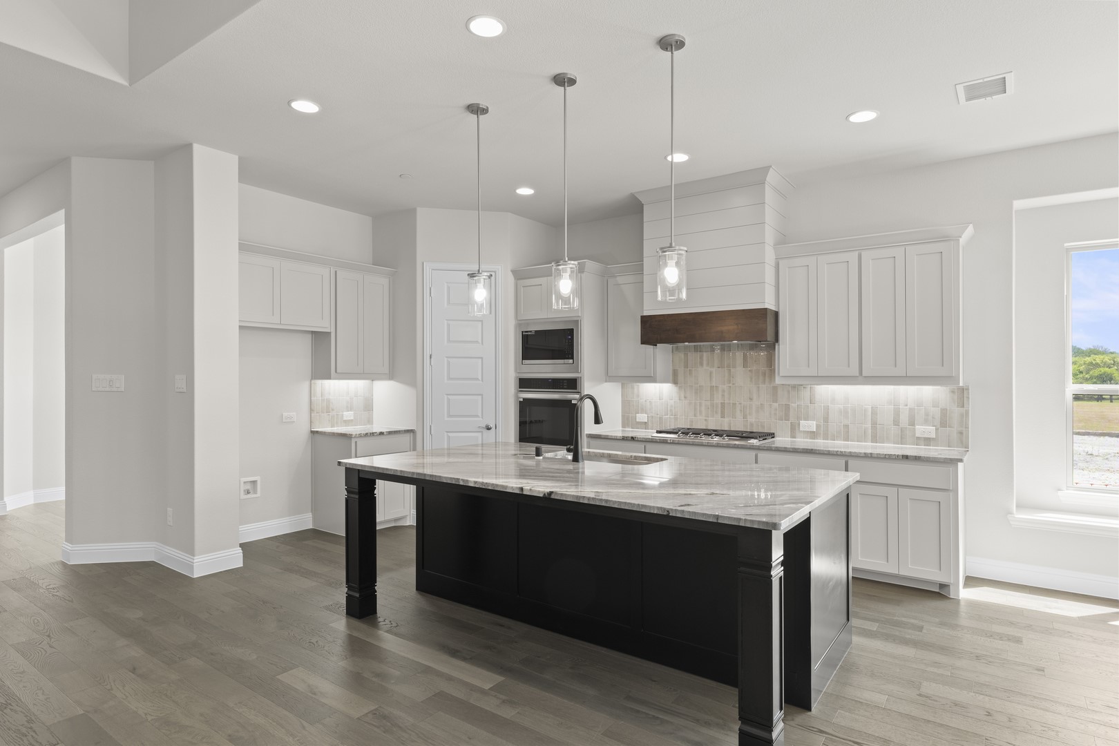 708 Splendor Mckinney TX 75072