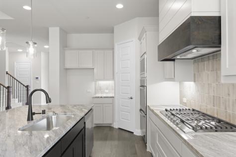 708 Splendor Mckinney TX 75072