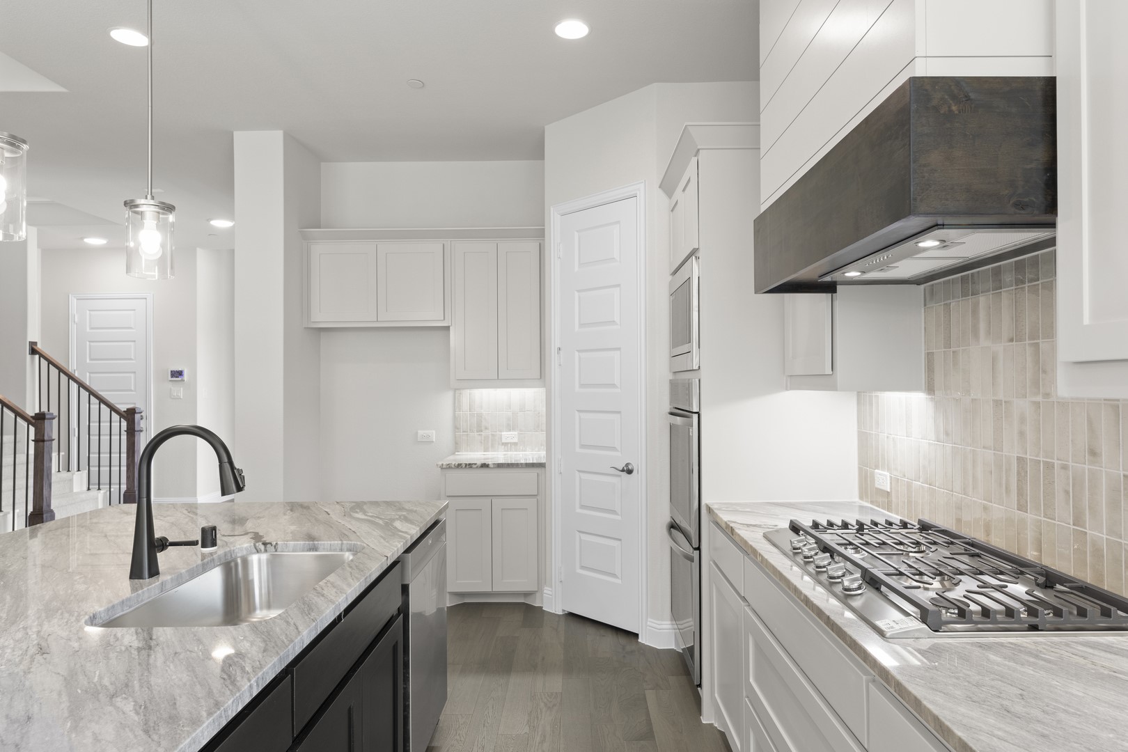 708 Splendor Mckinney TX 75072