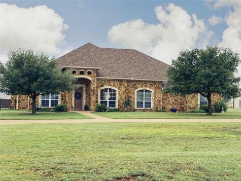 302 Camino Del Rancho Lorena TX 76655