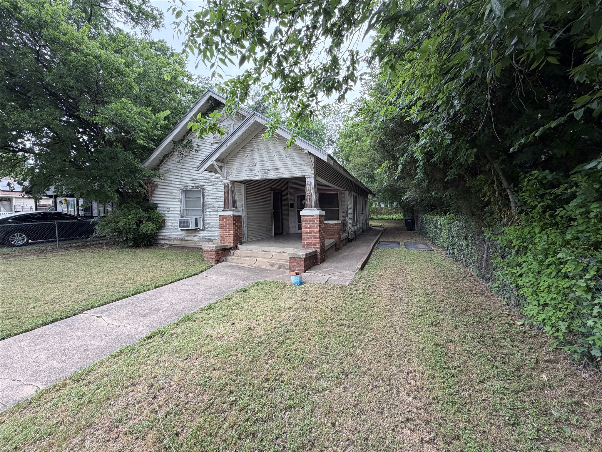 941 E Baltimore Avenue Fort Worth TX 76104