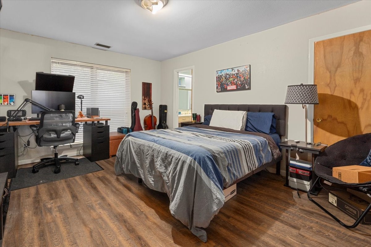 4017 Hildring Drive E Fort Worth TX 76109