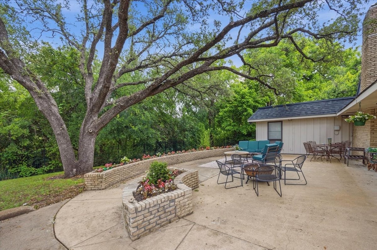 4017 Hildring Drive E Fort Worth TX 76109
