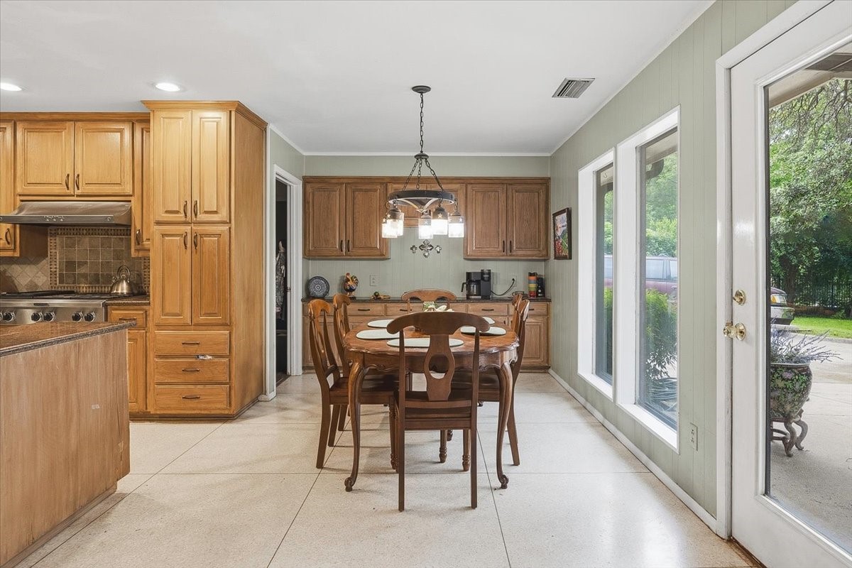 4017 Hildring Drive E Fort Worth TX 76109