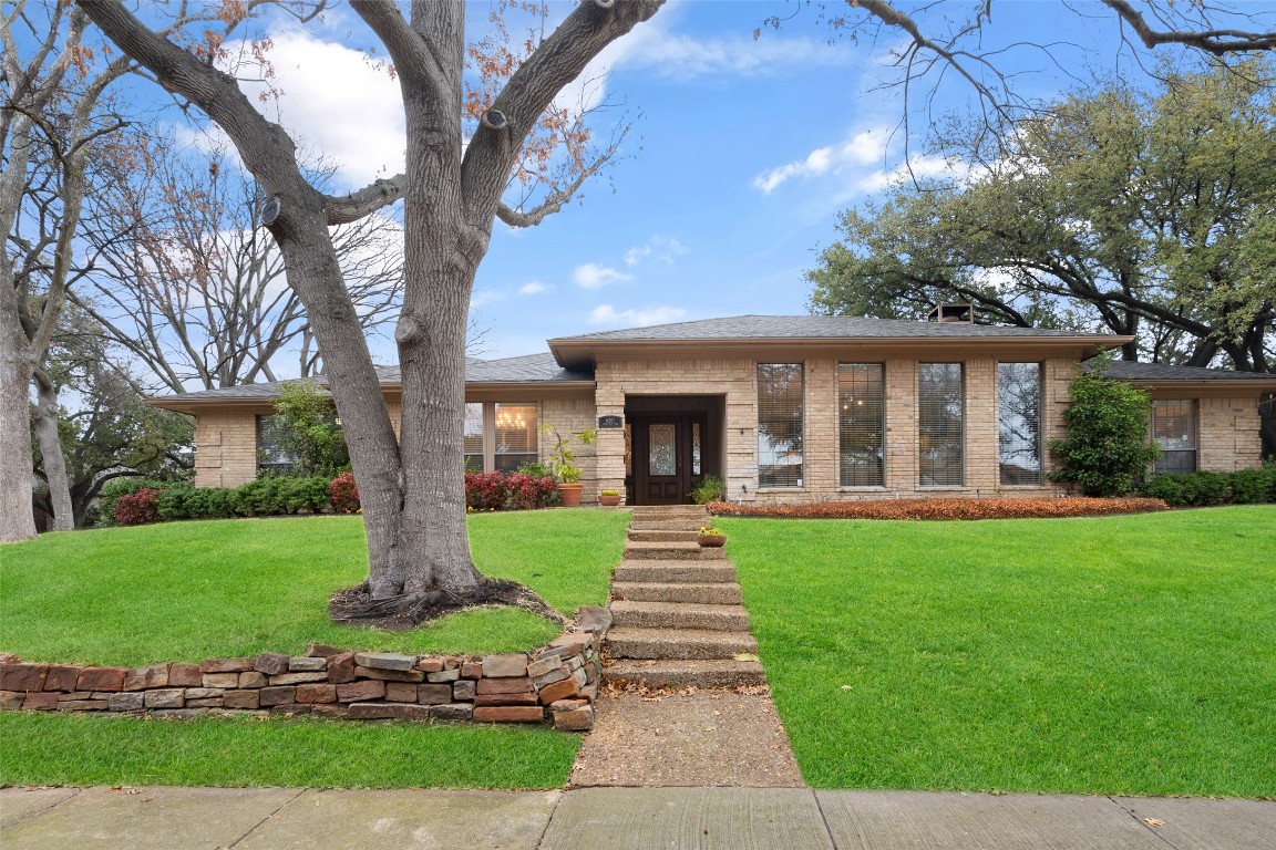 6201 Warm Mist Lane Dallas TX 75248