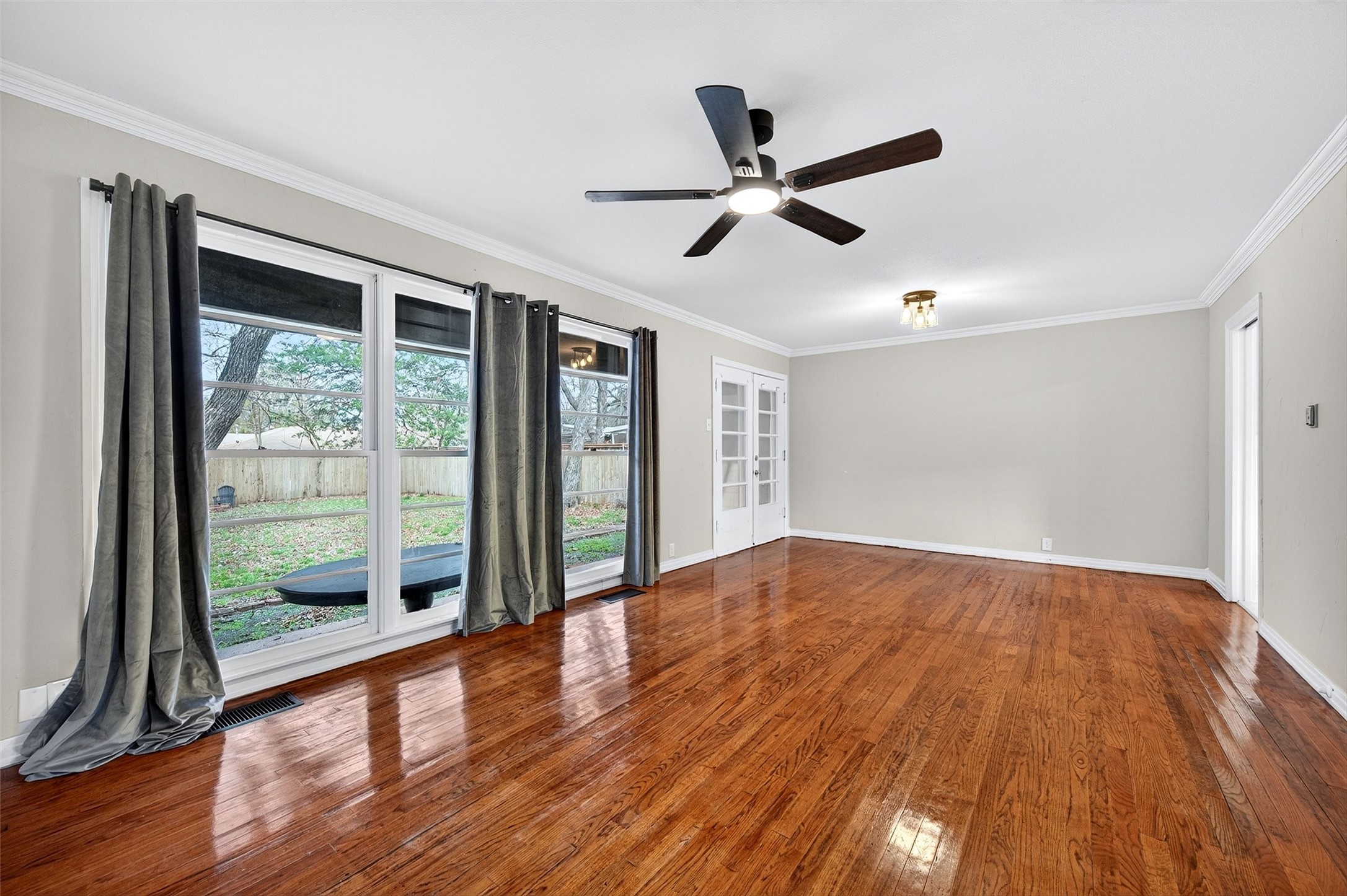646 Denton Drive Sherman TX 75092