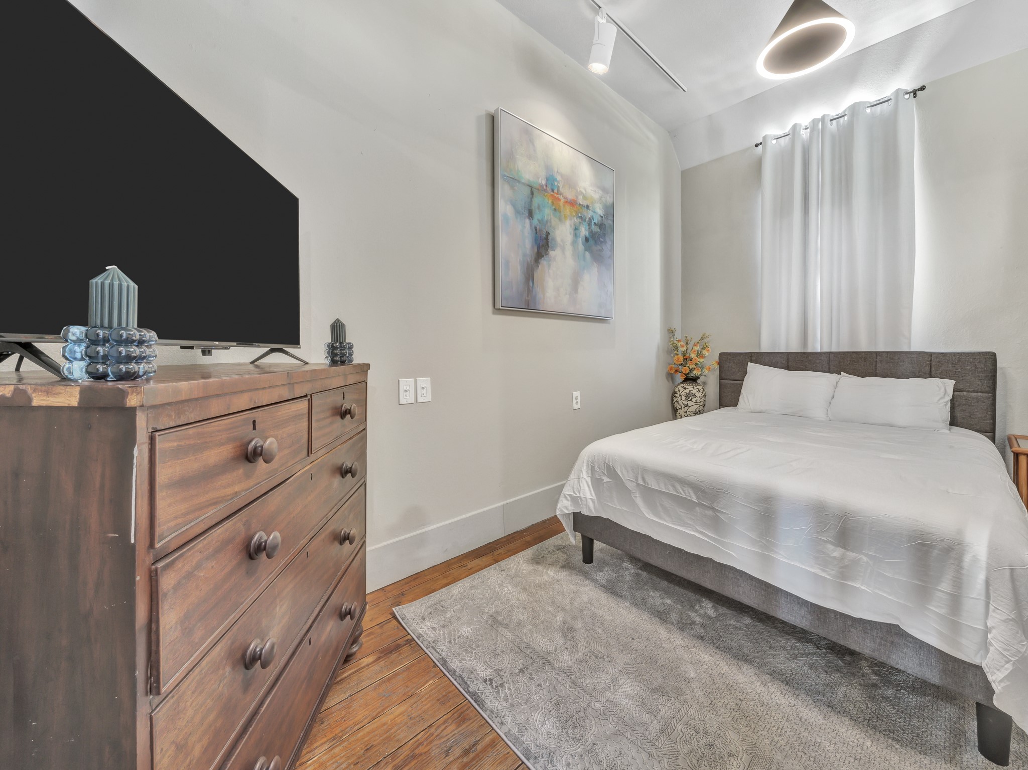 106 W Main Street Pilot Point TX 76258