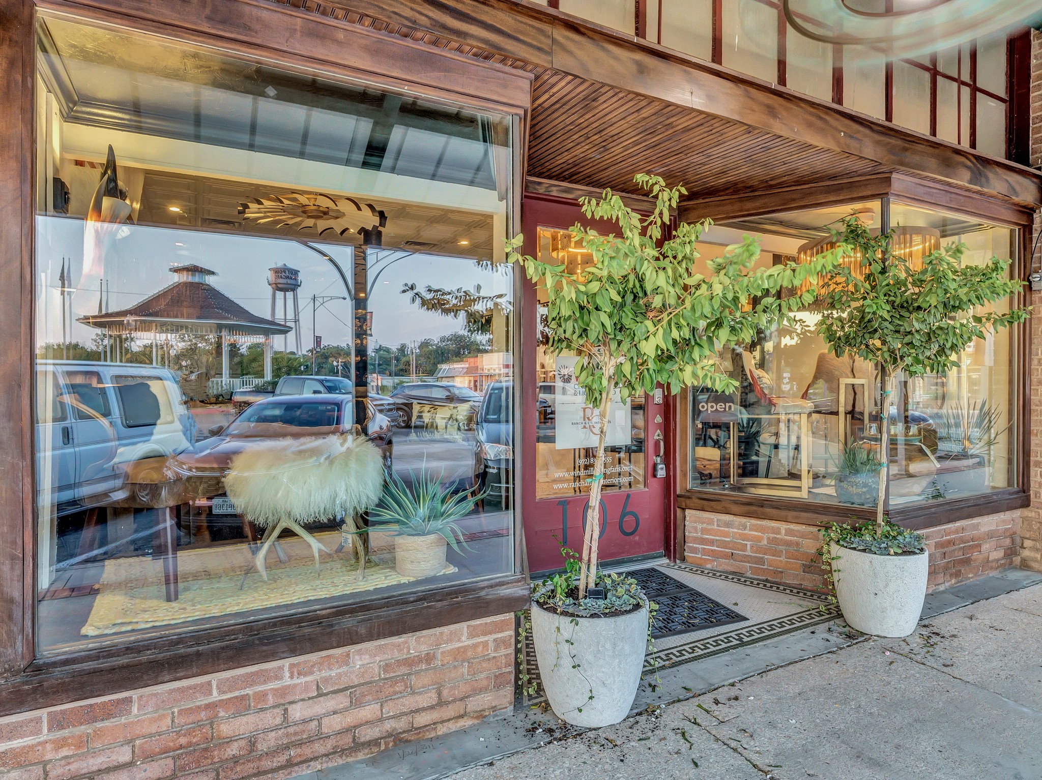 106 W Main Street Pilot Point TX 76258