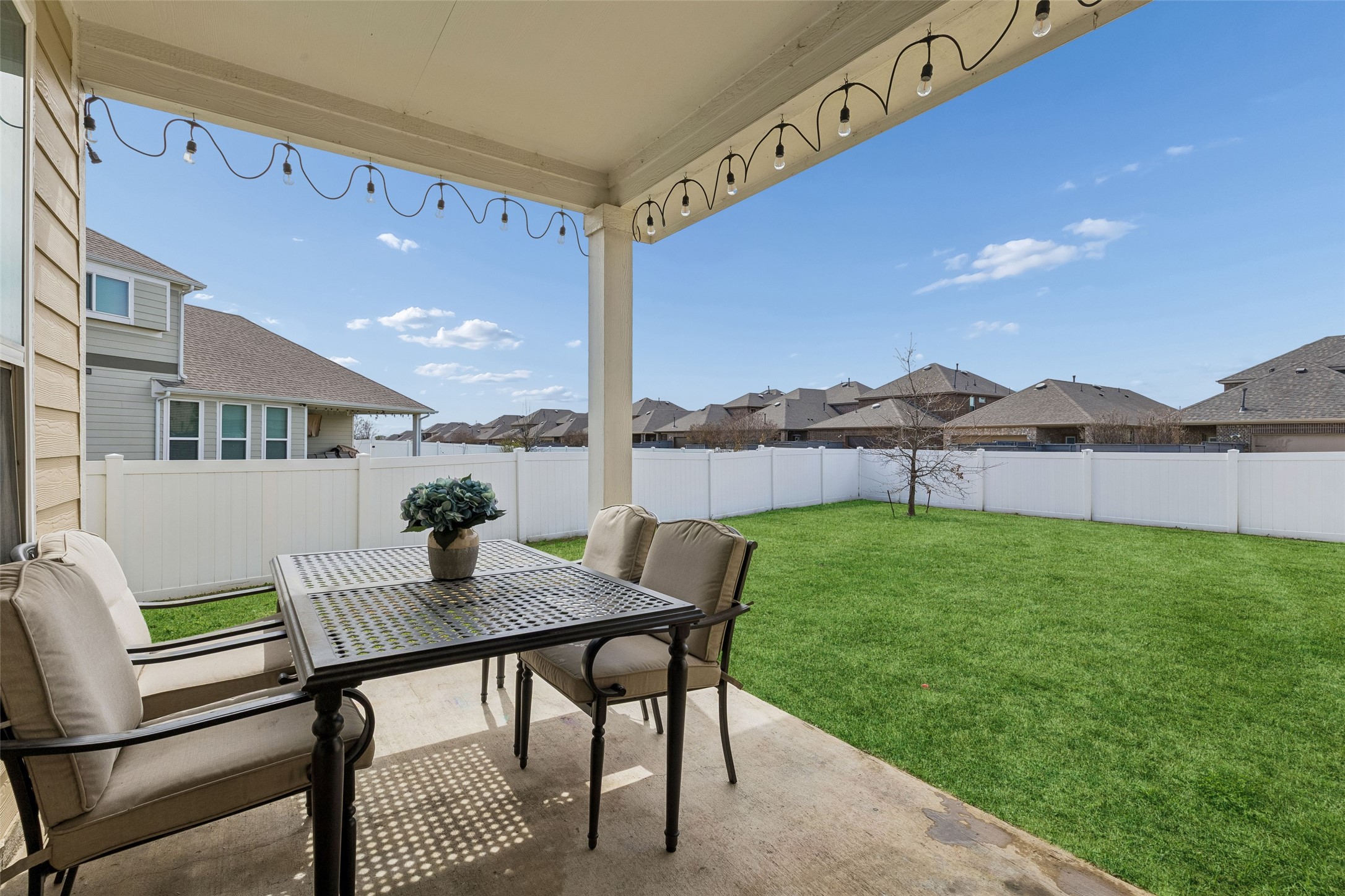 2305 Telfair Way Aubrey TX 76227