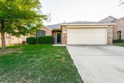 713 Loftin Street Crowley TX 76036