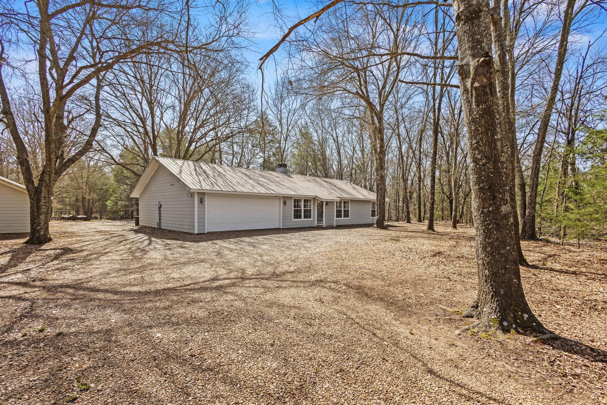 1393 County Road 2250 Ivanhoe TX 75447