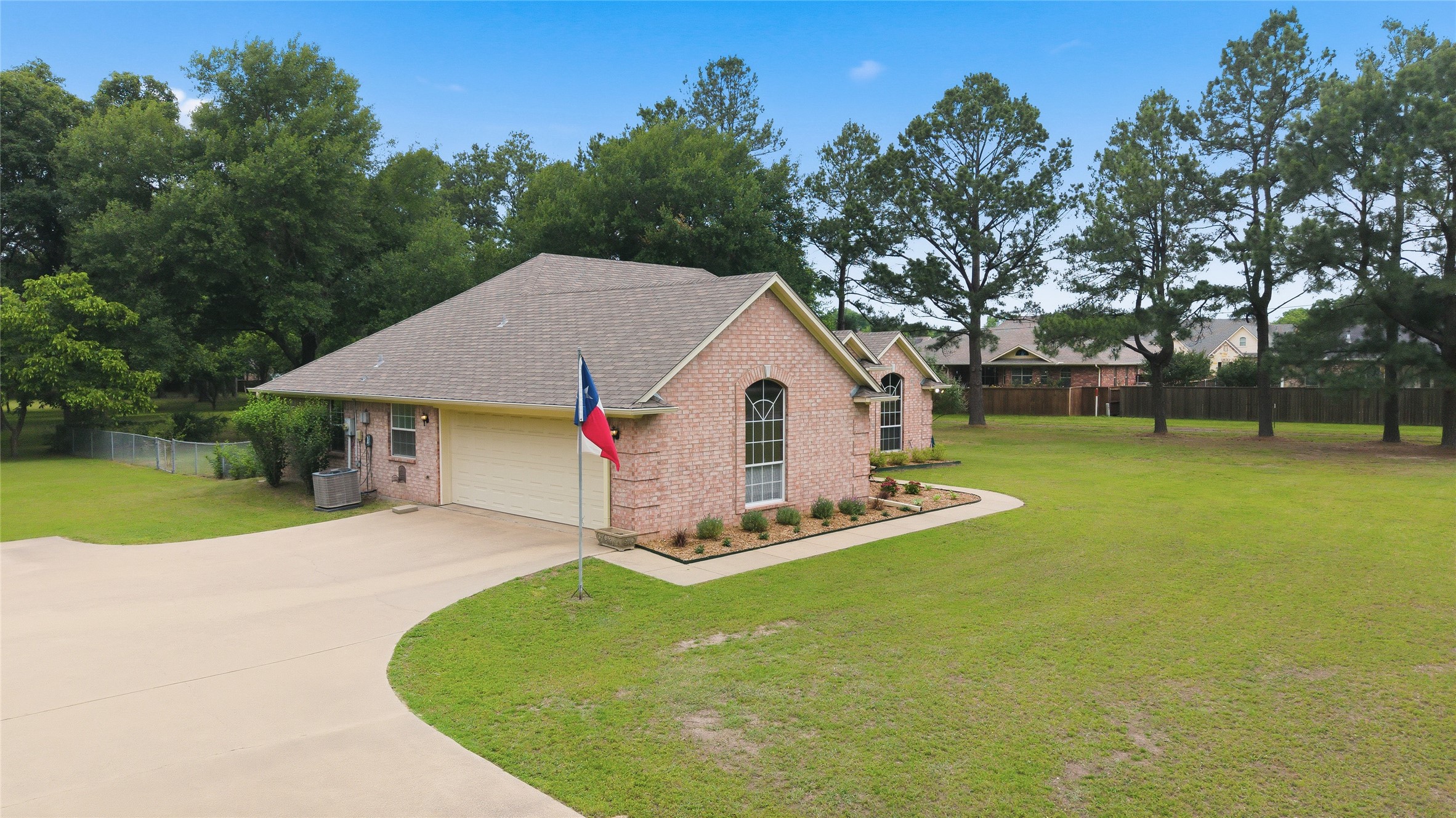 2917 Harlow Road Commerce TX 75428
