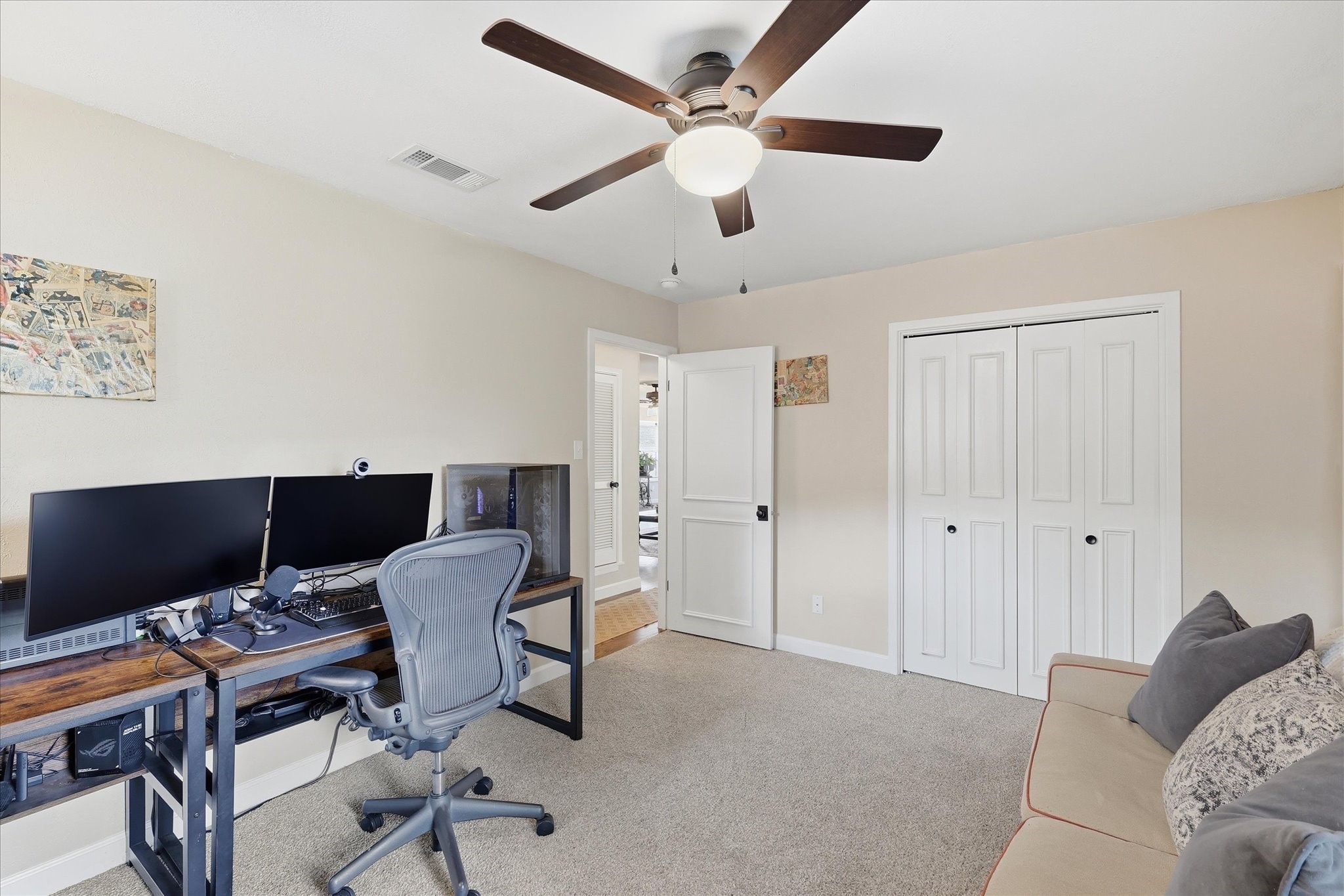 217 E Louella Drive Hurst TX 76054