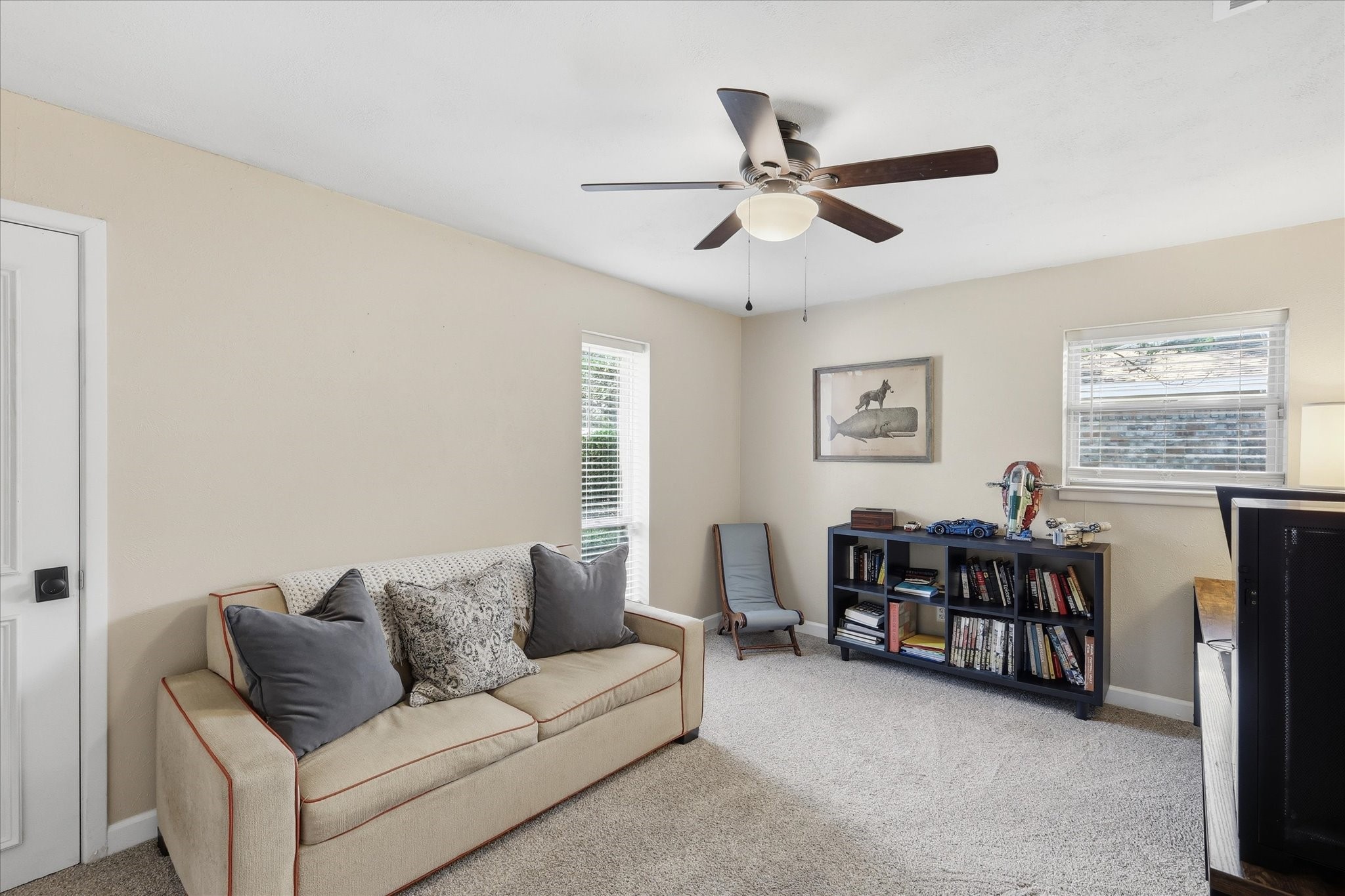 217 E Louella Drive Hurst TX 76054