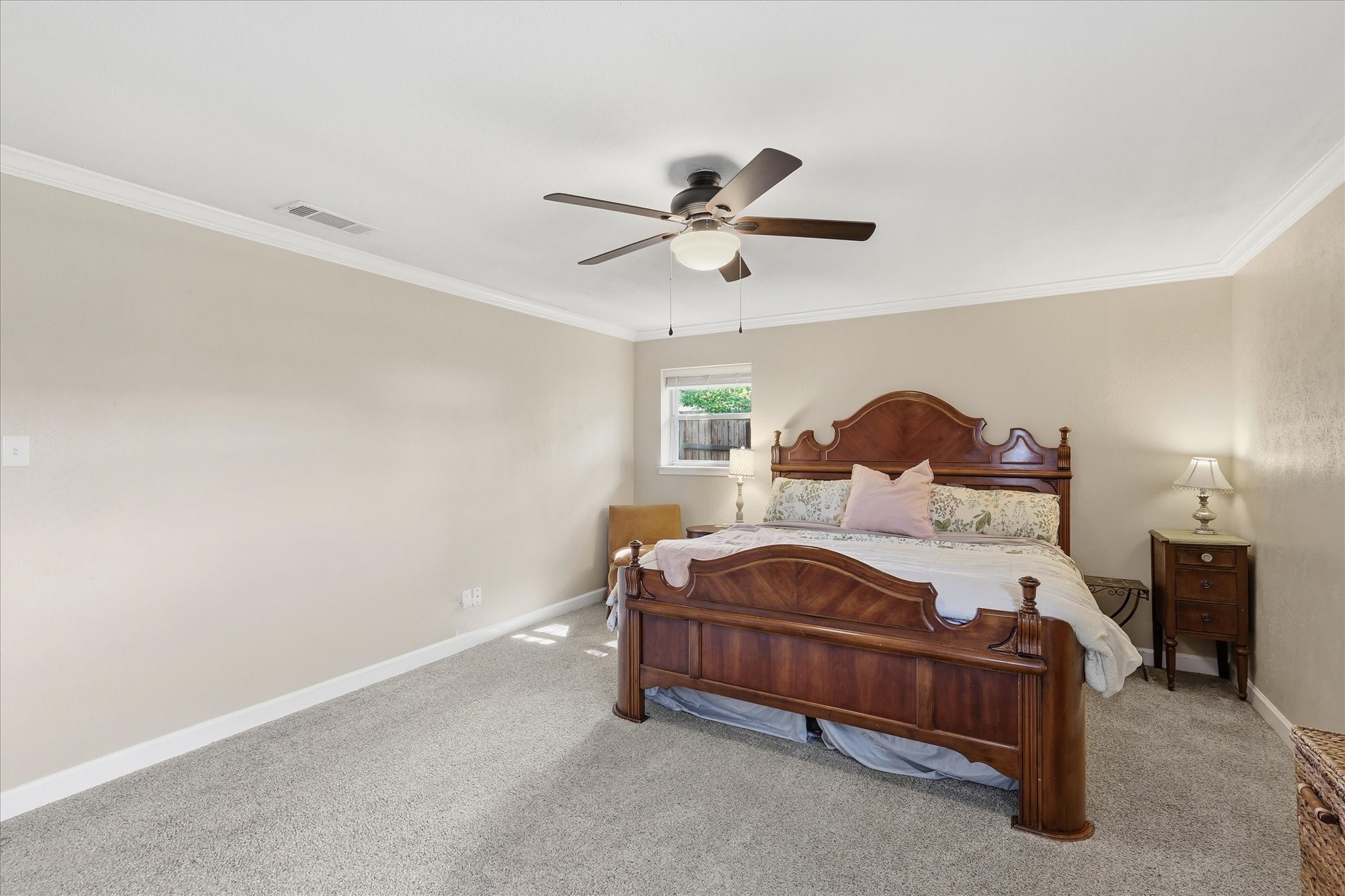 217 E Louella Drive Hurst TX 76054