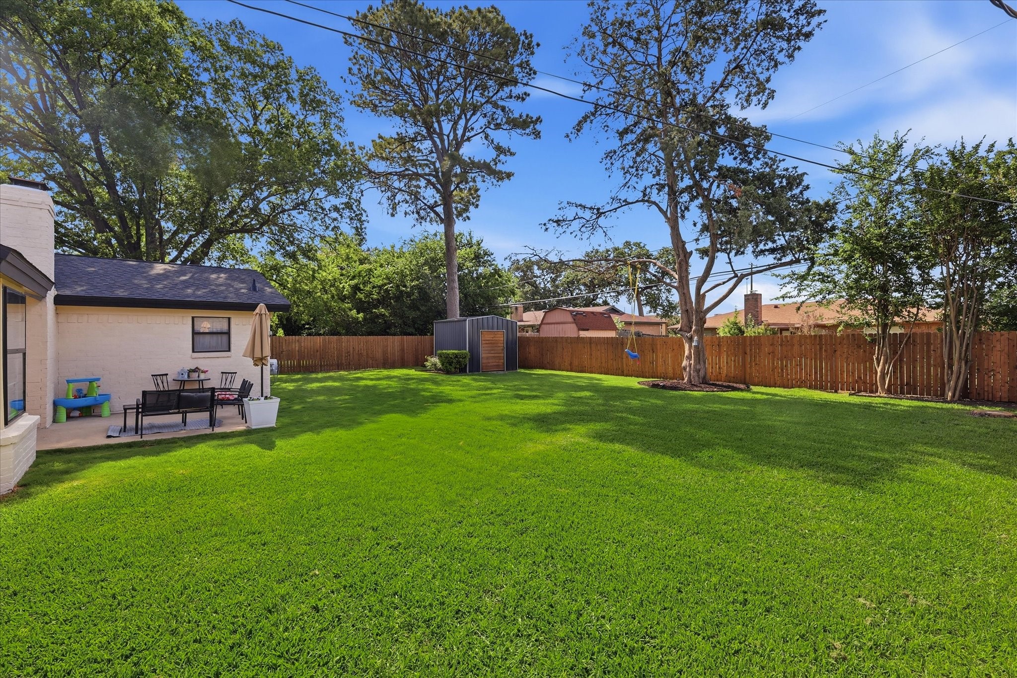 217 E Louella Drive Hurst TX 76054