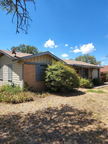 3305 Austin Avenue Brownwood TX 76801