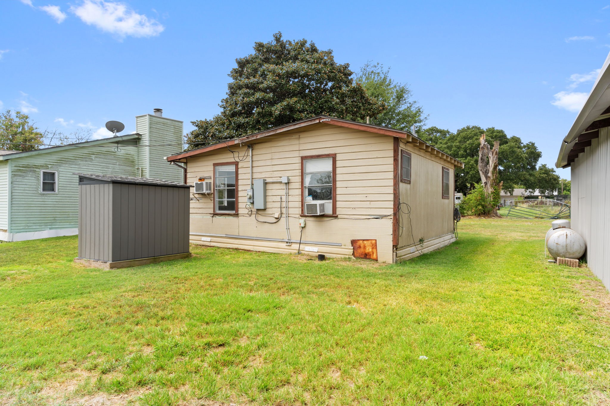 1970 Vz County Road 3810 Wills Point TX 75169