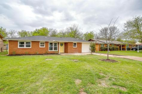 1113 Davis Street Cleburne TX 76033