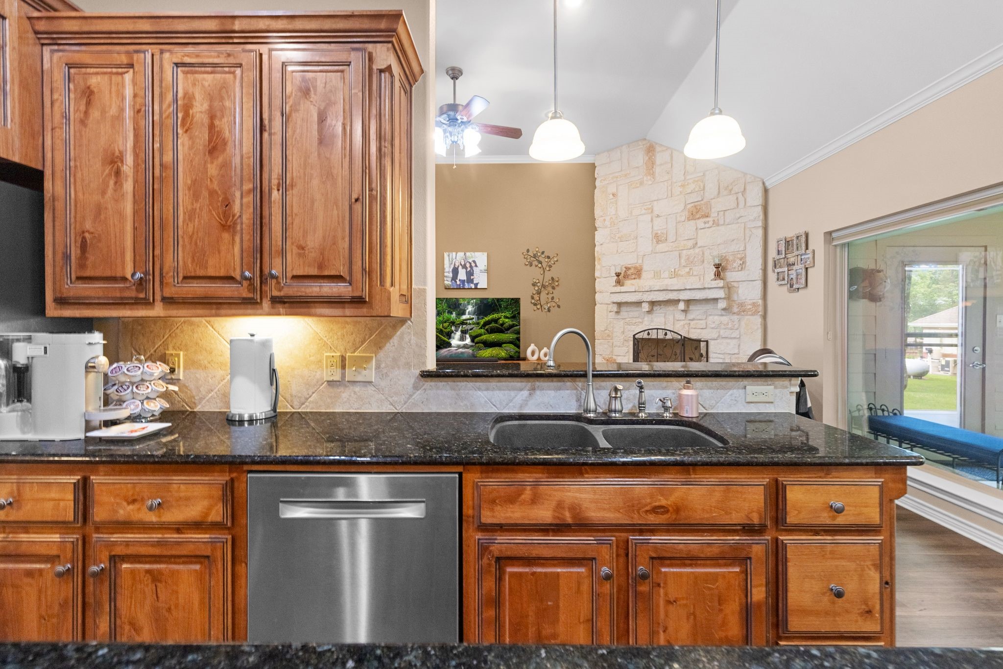 361 Rs County Road 3390 Emory TX 75440