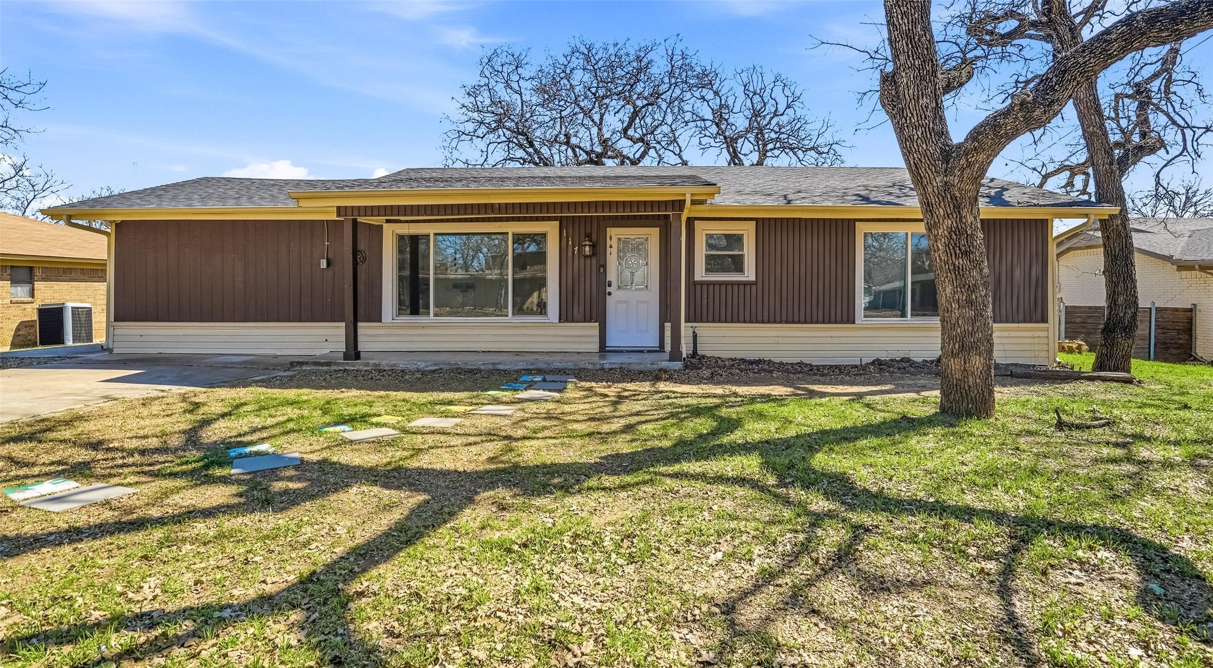 117 Oakwood Drive Keene TX 76059