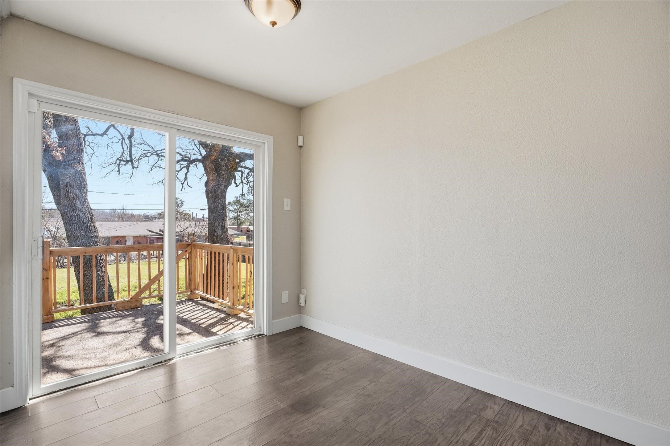 117 Oakwood Drive Keene TX 76059