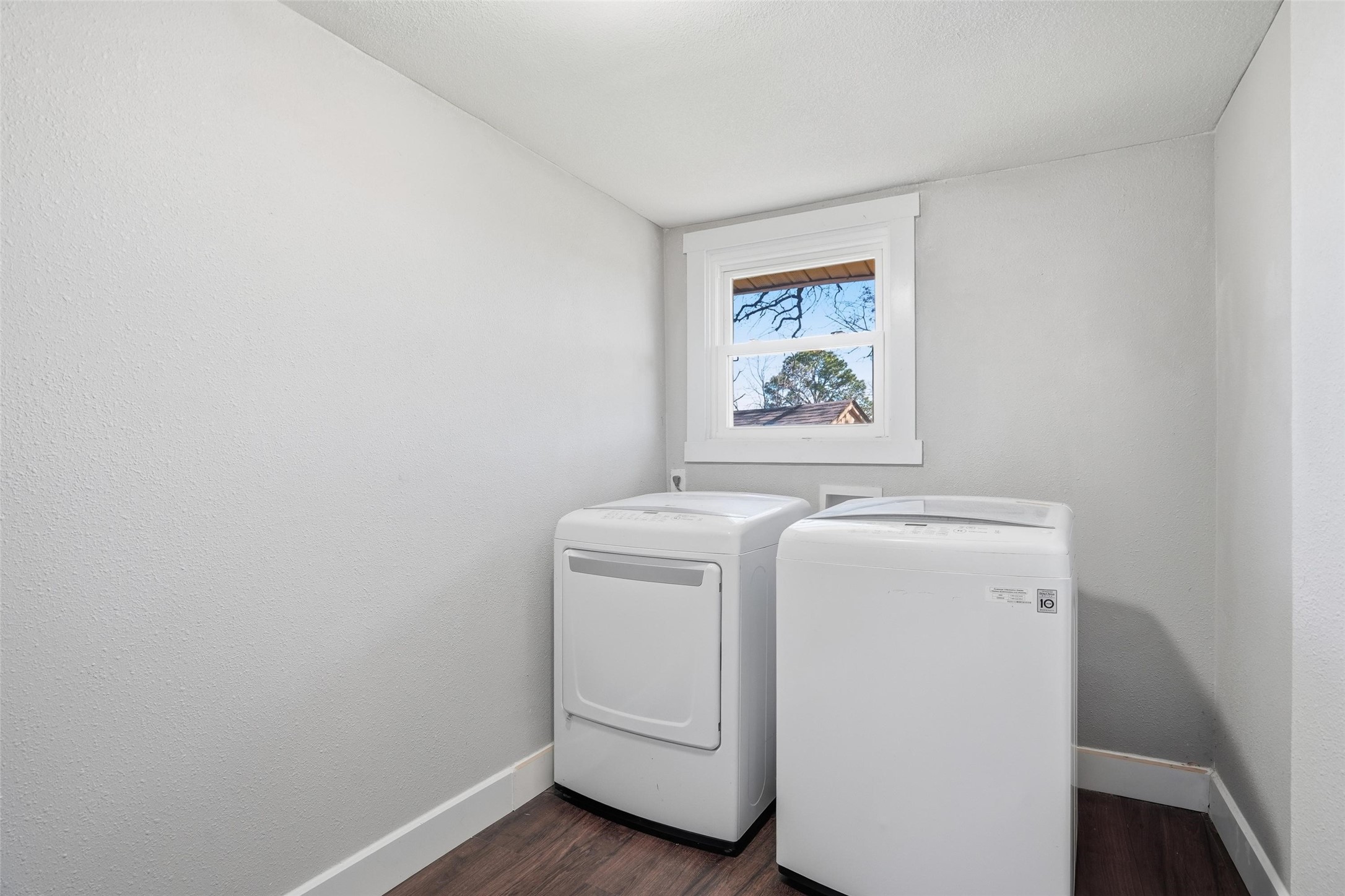 117 Oakwood Drive Keene TX 76059