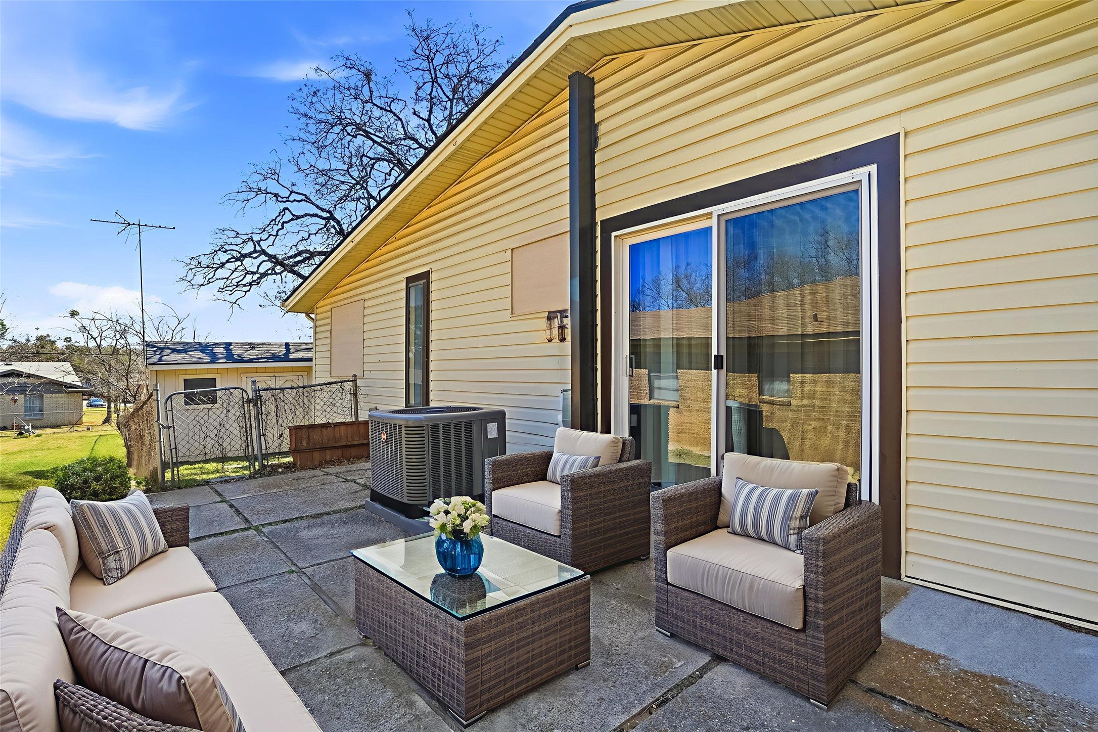 117 Oakwood Drive Keene TX 76059
