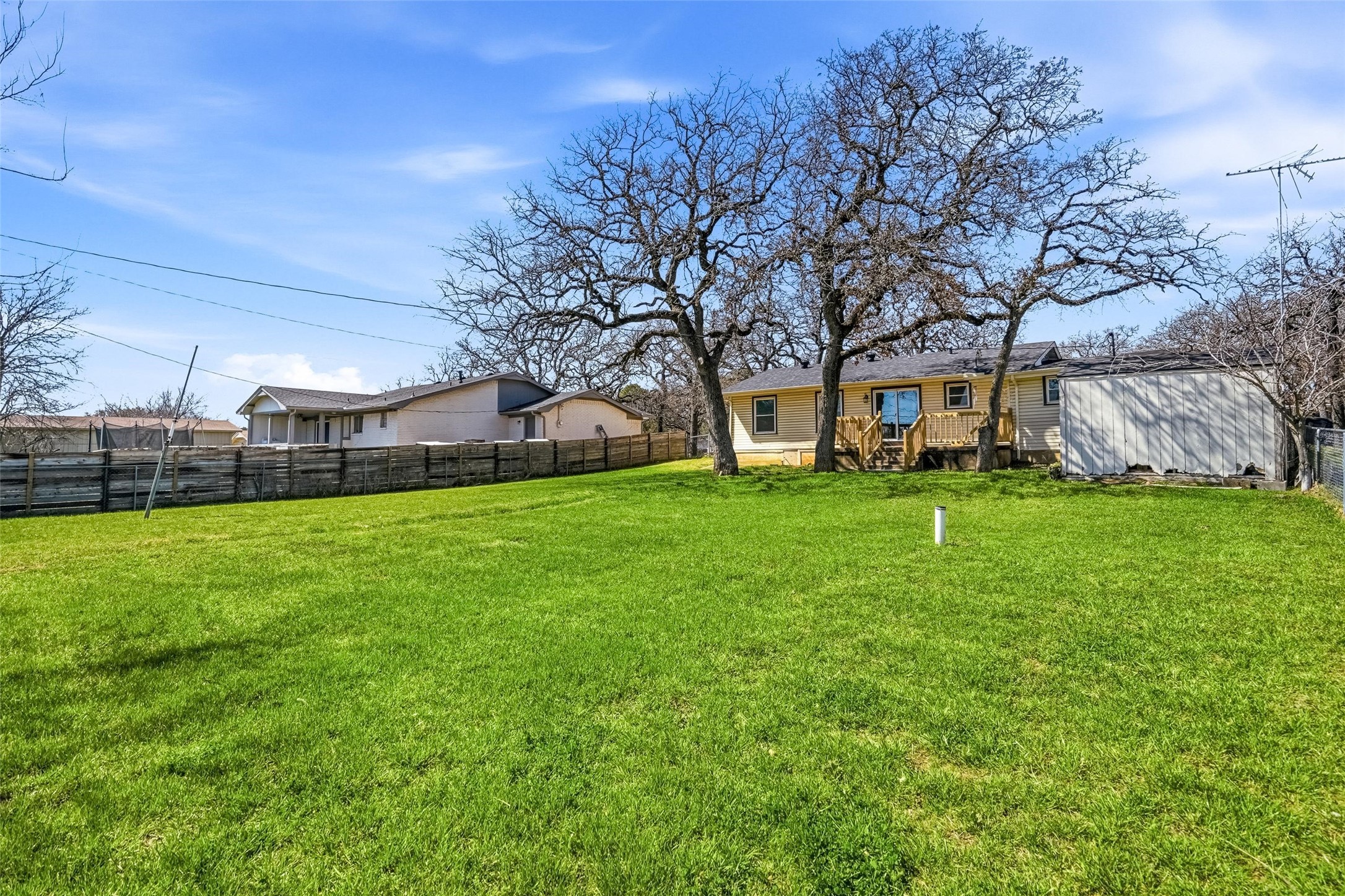 117 Oakwood Drive Keene TX 76059