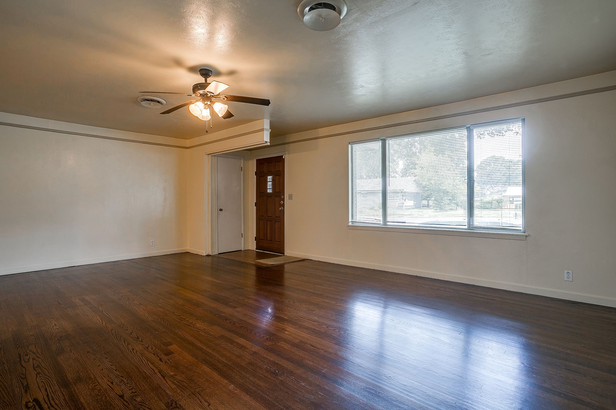 4952 Stadium Drive Fort Worth TX 76133