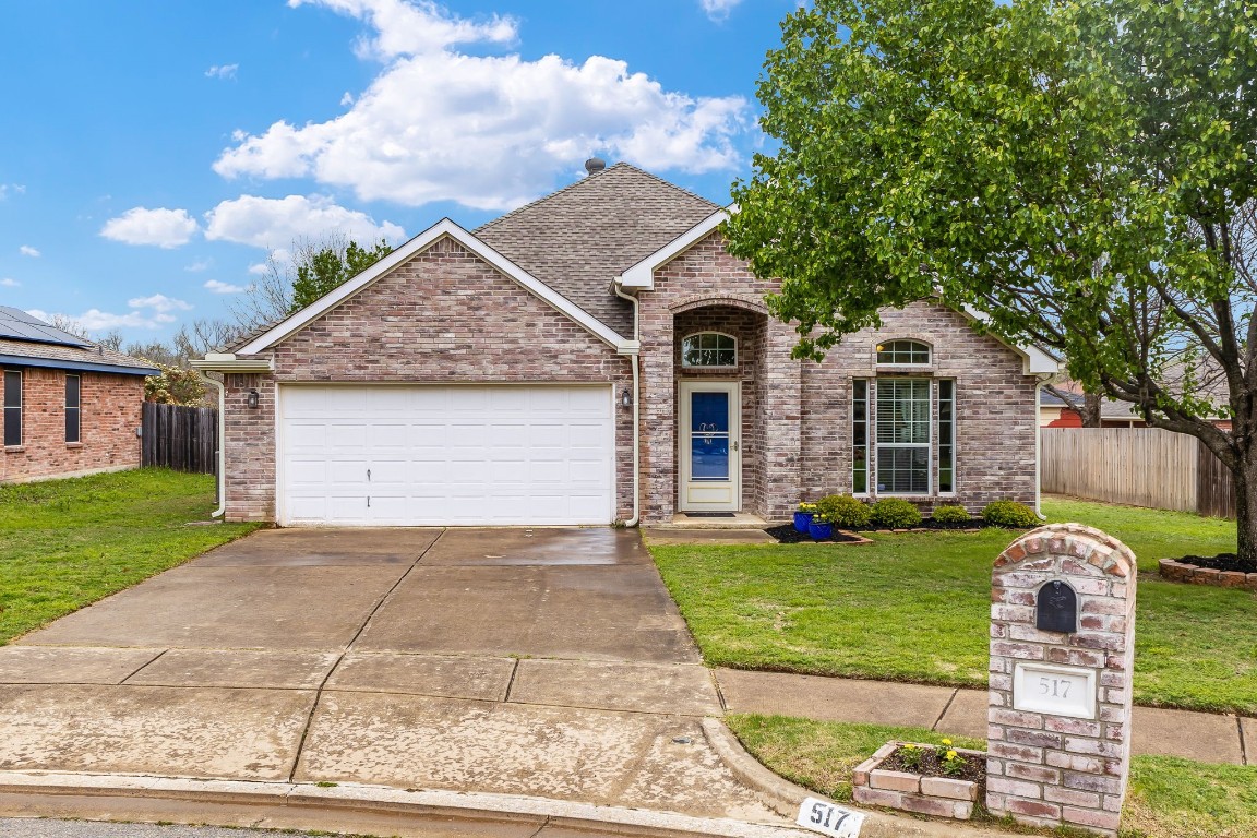 517 Dominick Court Azle TX 76020