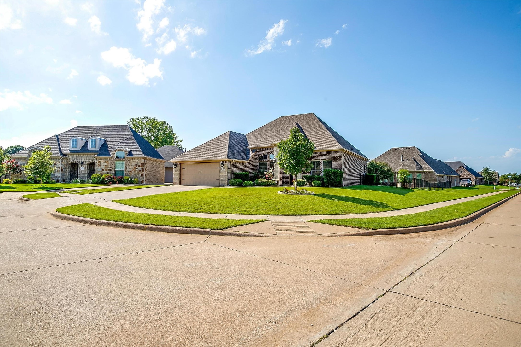 1312 Prestwick Court Granbury TX 76048