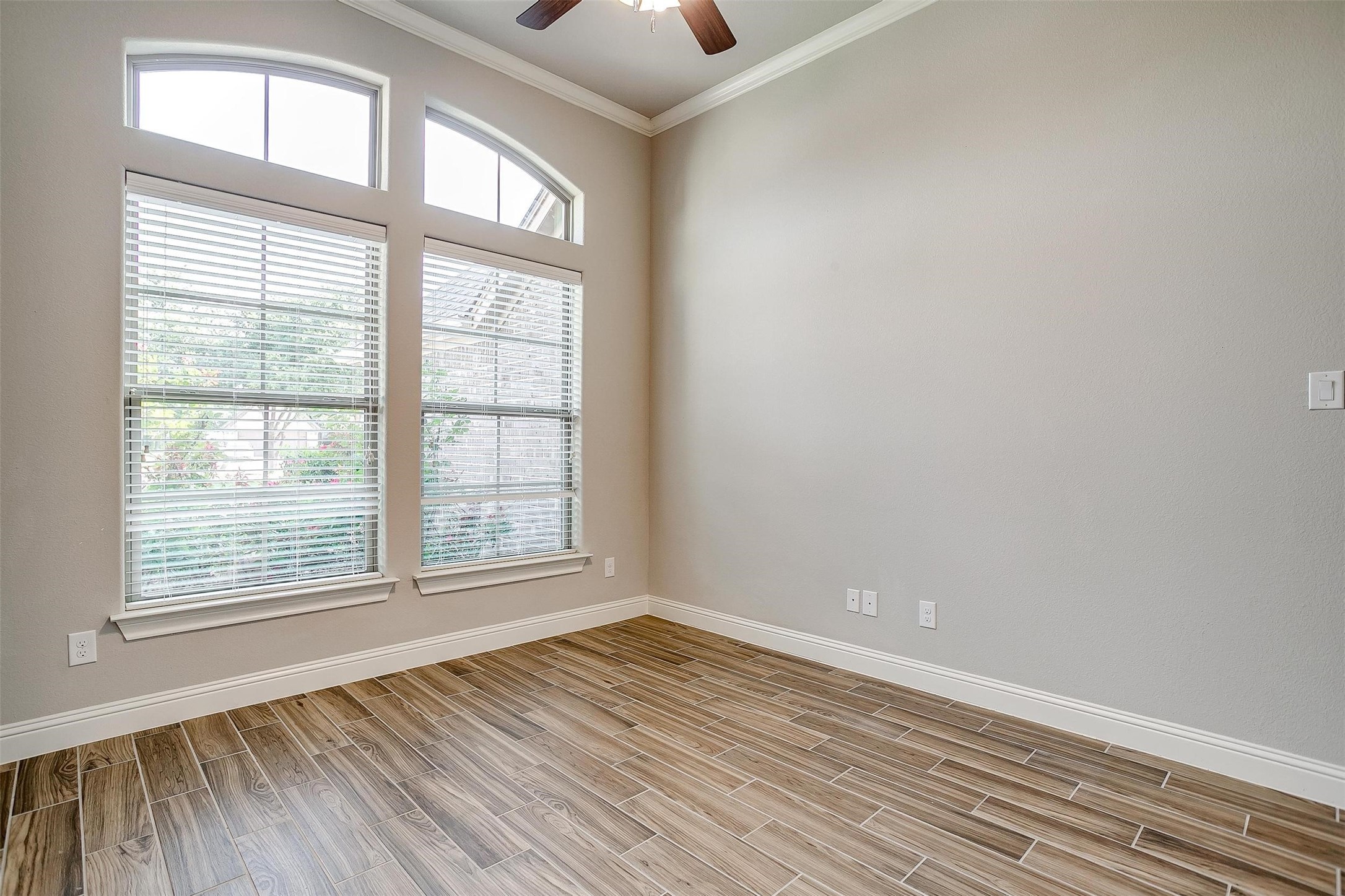 1312 Prestwick Court Granbury TX 76048