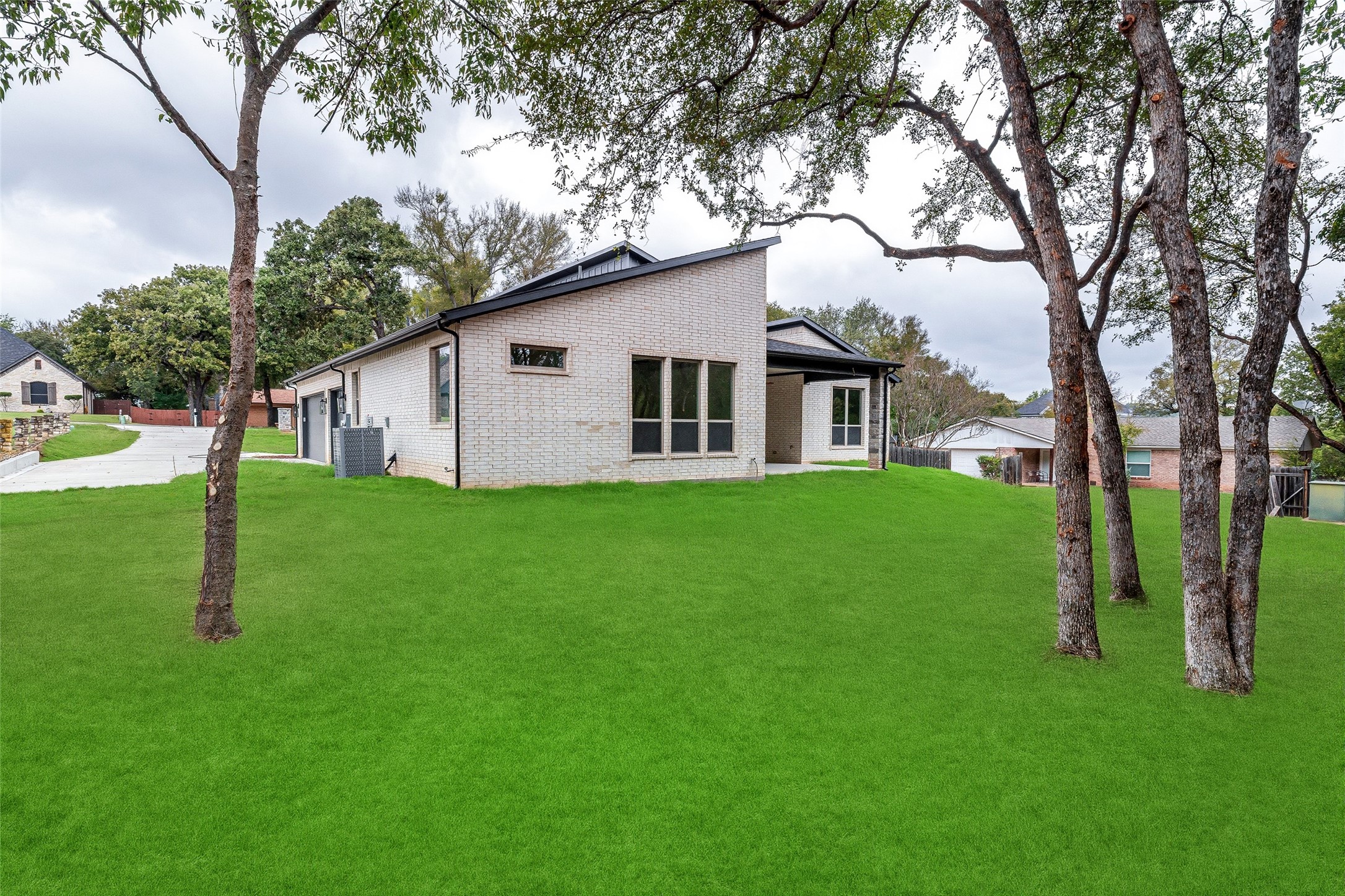 9703 Rosalie Court Granbury TX 76049