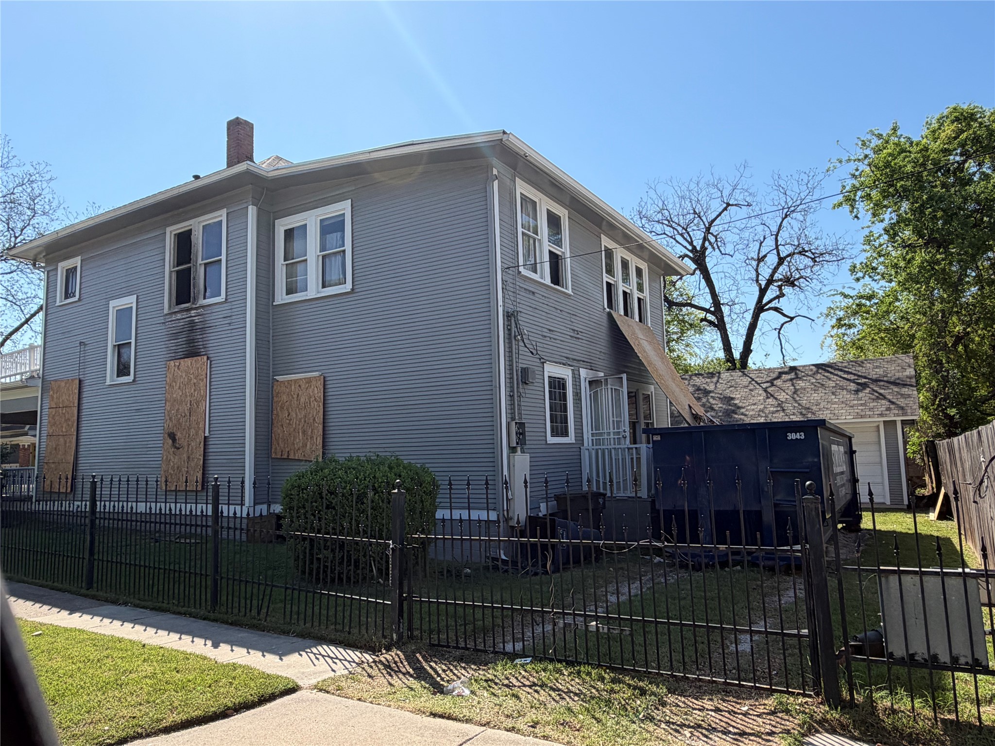 1800 Hurley Avenue Fort Worth TX 76110