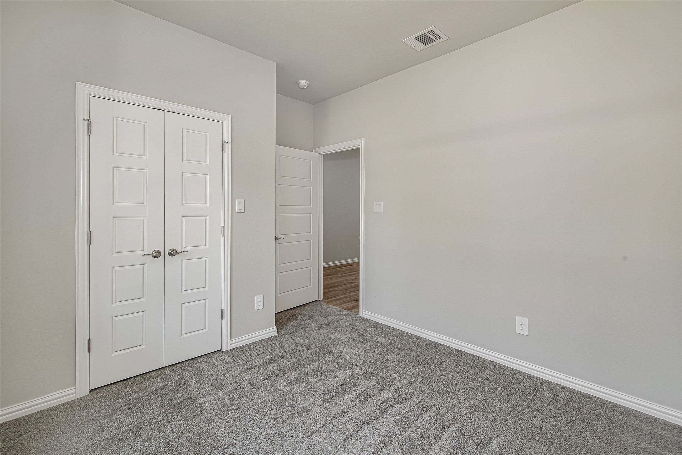 2515 Birdell Court Fort Worth TX 76105