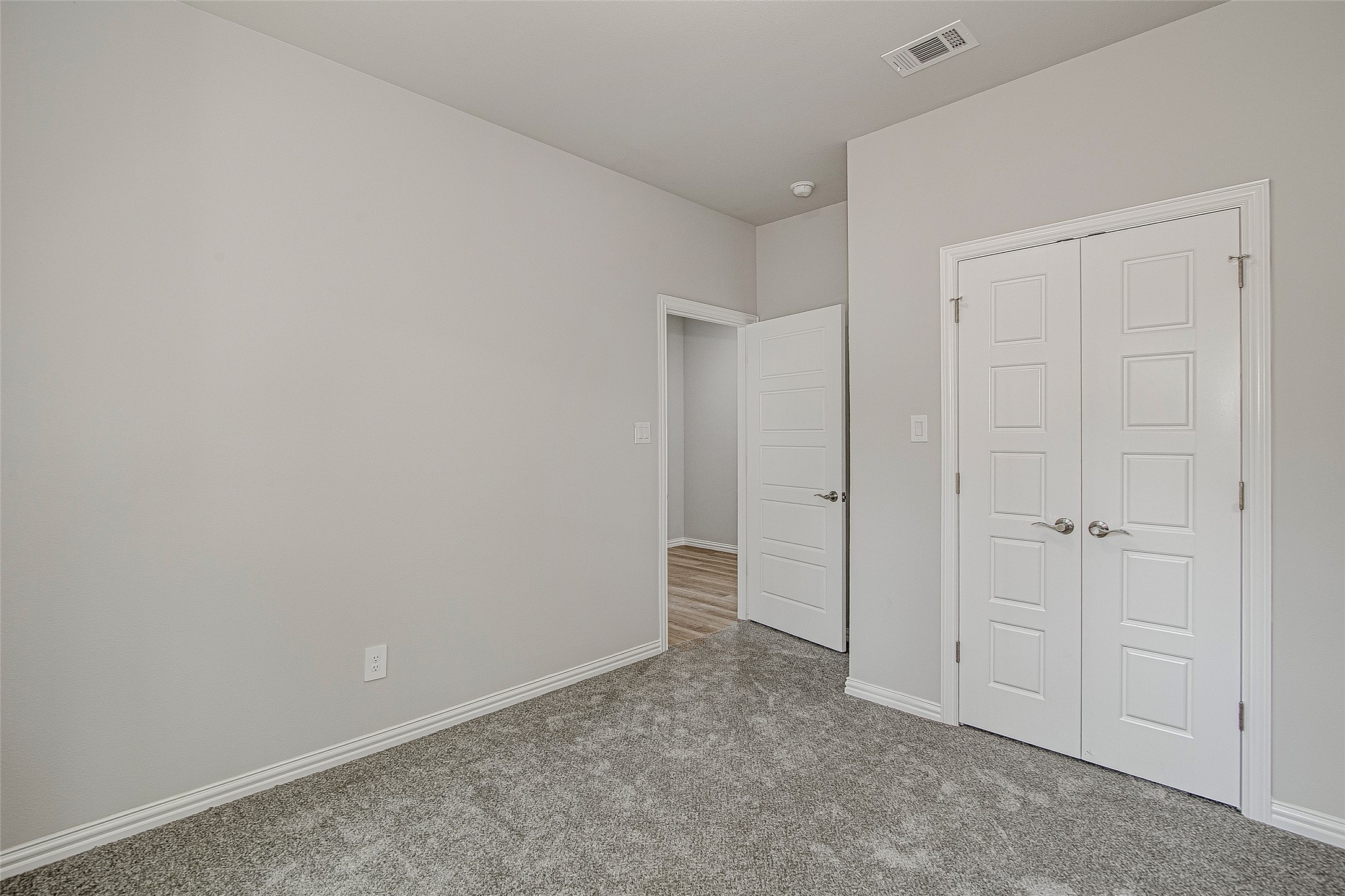 2515 Birdell Court Fort Worth TX 76105