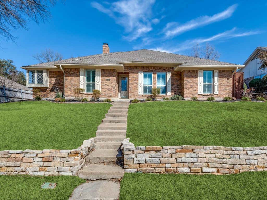 2810 Club Meadow Drive Garland TX 75043