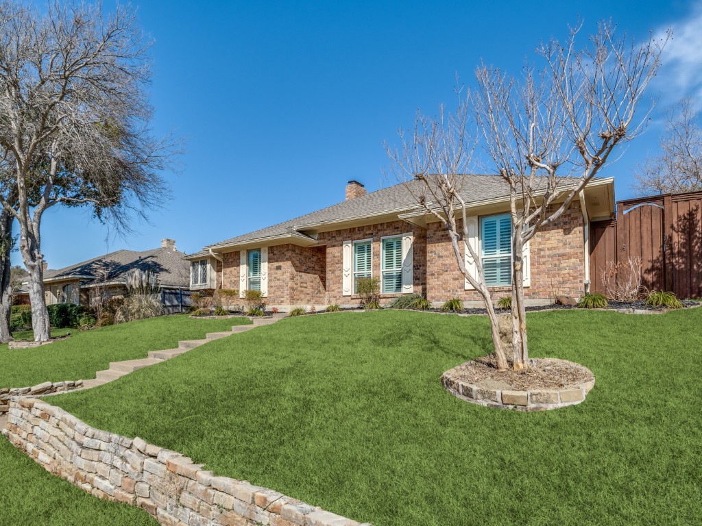 2810 Club Meadow Drive Garland TX 75043