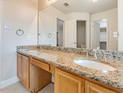 464 Maplegrove Road Cedar Hill TX 75104