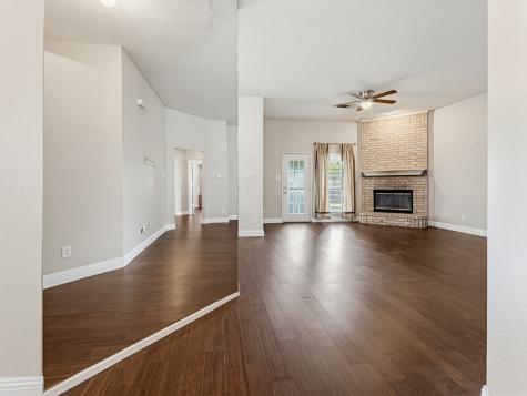 464 Maplegrove Road Cedar Hill TX 75104