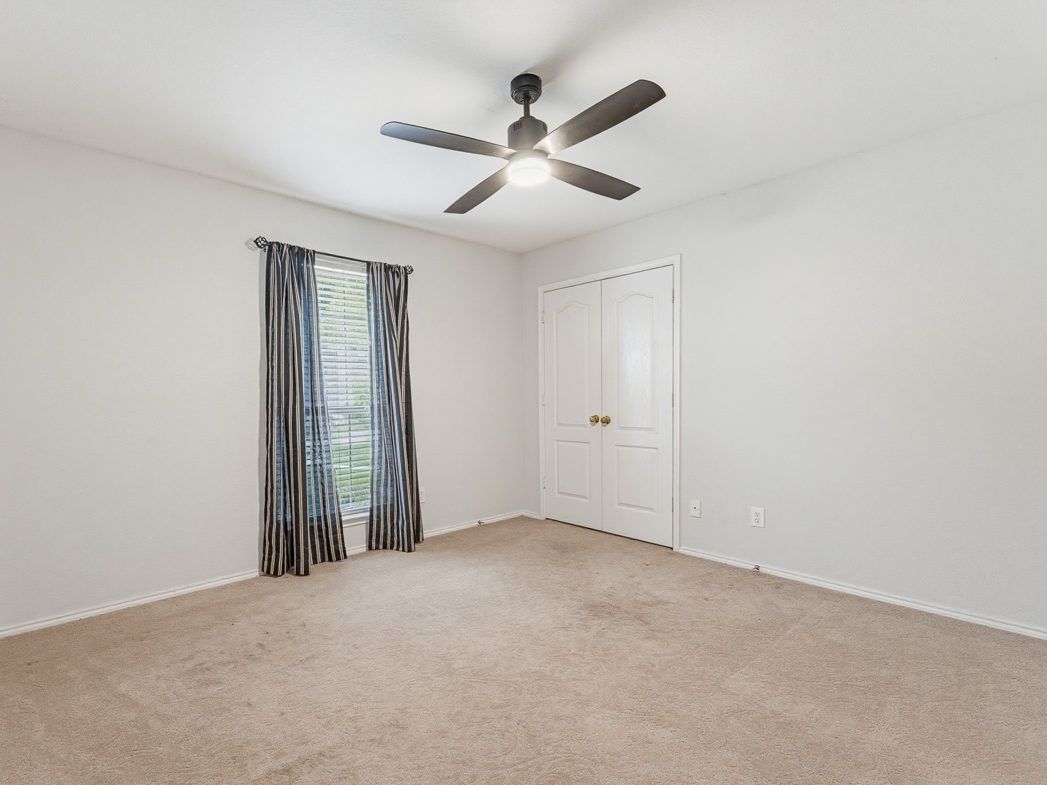 464 Maplegrove Road Cedar Hill TX 75104