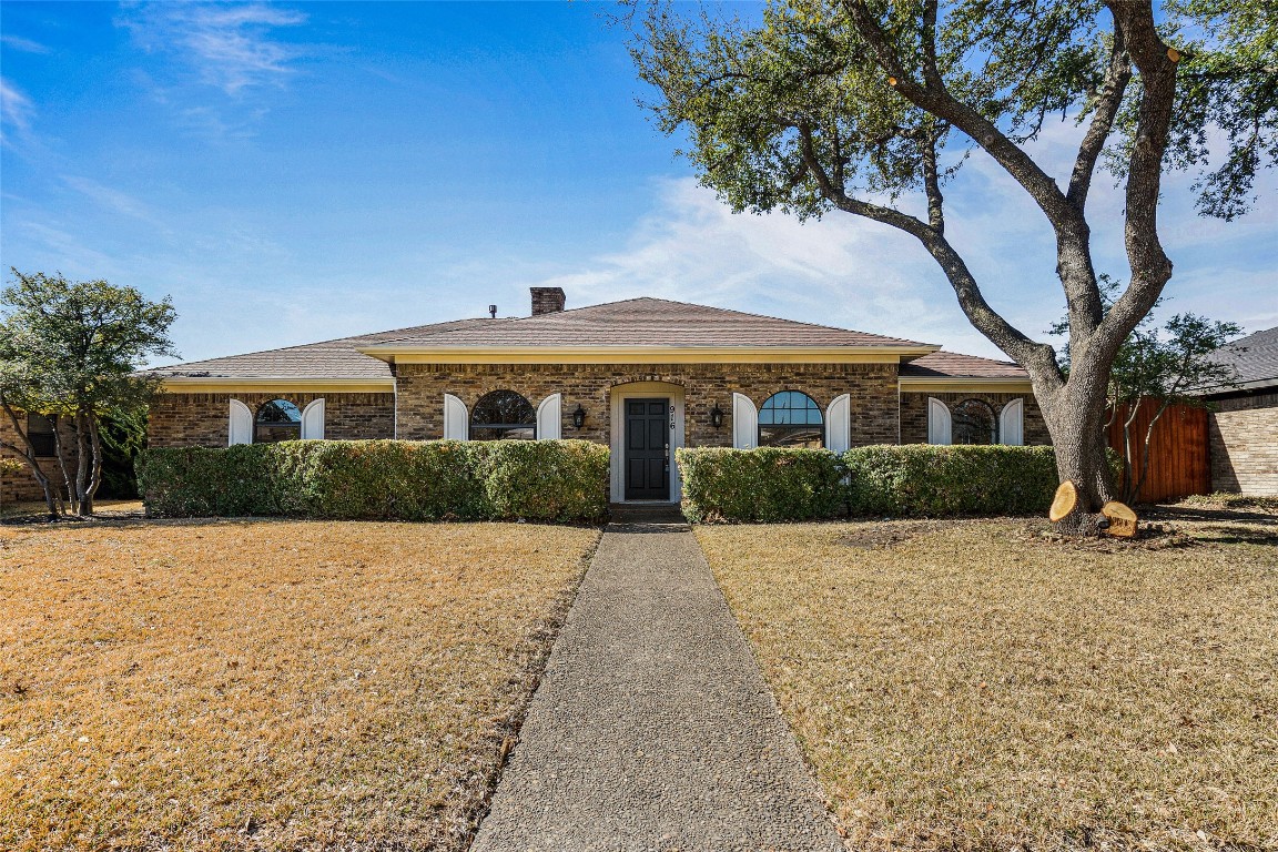 916 E Berkeley Drive Richardson TX 75081