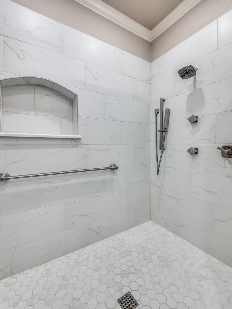 3917 W 6th Street Fort Worth TX 76107