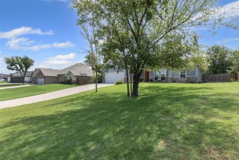 2413 Christine Drive Granbury TX 76048