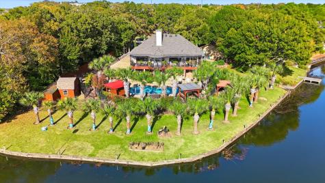 2910 Lakeshore Court Arlington TX 76013