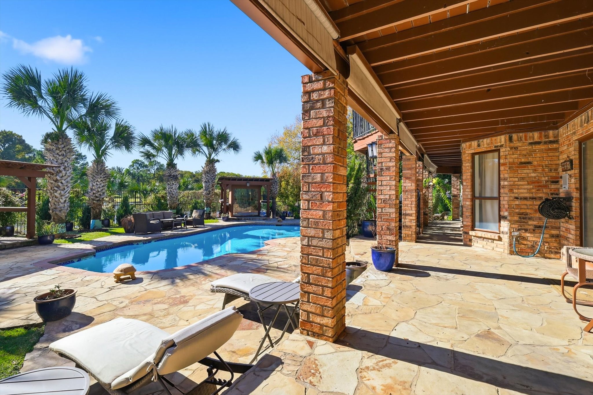 2910 Lakeshore Court Arlington TX 76013
